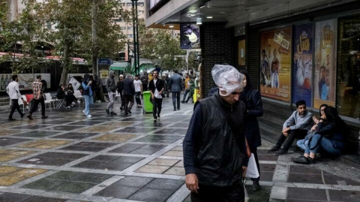 تداوم وزش باد و بارش باران در آسمان پایتخت