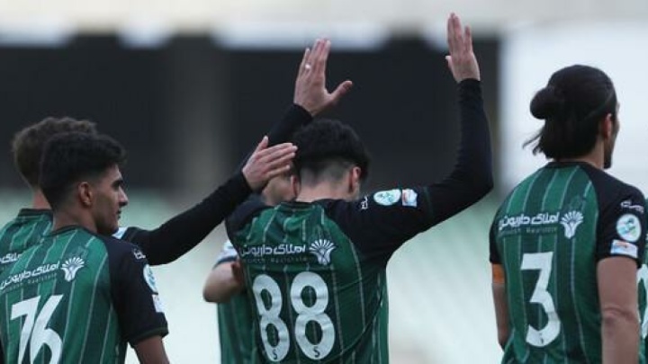 اولین حضور بانوان در لیگ برتر در نیم فصل دوم