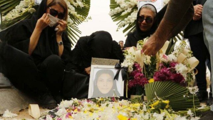 خاکسپاری یک فعال سینما با حضور چندتن از بازیگران