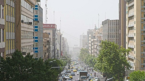 کاهش ۳۵ روزه هوای قابل قبول تهران در ۱۴۰۴