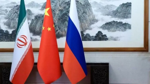 دیدار سه‌جانبه هیئت‌های ایران، چین و روسیه در وین