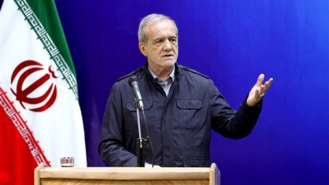 حضور پزشکیان در مراسم دانش آموختگی دانشجویان پلیس