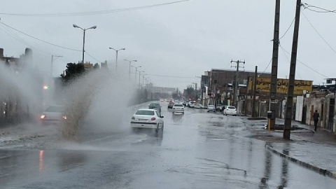 رگبار و رعد و برق در شمال و جنوب کشور/ آلودگی هوای شهرهای صنعتی