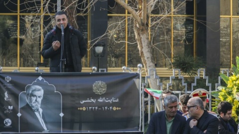 پیکر عنایت الله بخشی تشییع شد/هنرمندی که ژنرال بازیگری بود