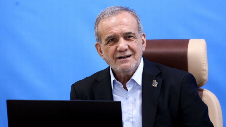 رییس جمهور سه طرح شاخص اقتصادی و زیربنایی را در لرستان افتتاح کرد