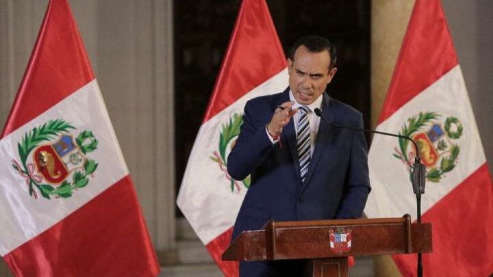 رئیس جمهور پرو برکنار شد