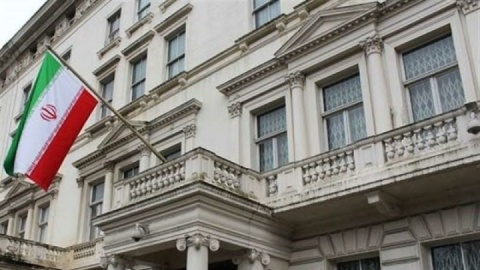 احضار سفیر ایران در ایتالیا بعد از پاره کردن عکس مقامات این کشور در مجلس