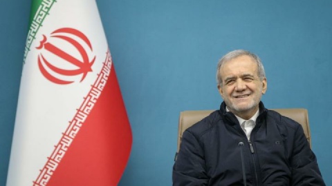 رئیس جمهور:با وحدت و همکاری می توان برمشکلات غلبه کرد