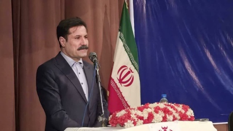 وظیفه دولت رفع کمبودها و جلب رضایت مردم است