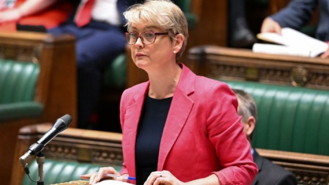 ادعاهای تکراری لندن علیه برنامه هسته‌ای ایران همزمان با اعلام حمایت از مذاکرات