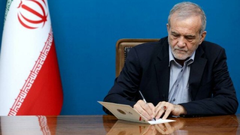 رئیس جمهور درگذشت حاج محمد قمی را تسلیت گفت