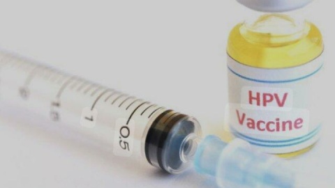 بررسی ورود واکسن HPV به برنامه ملی ایمن‌سازی / اولویت واکسیناسیون با زنان