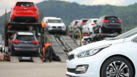 واردات خودروی کارکرده متقاضی ندارد