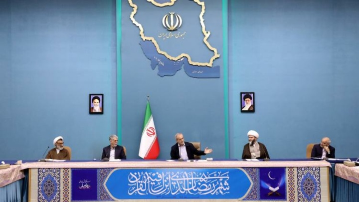 هیچ سخنی گویا‌تر از رفتار ما در عمل به آیات قرآن نیست/ انتقاد از برخی مواجهه‌های صرفاً ظاهری با قرآن کریم