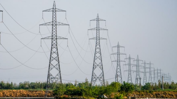 رئیس‌جمهور ۱۷ طرح زیرساختی برق مازندران را افتتاح کرد