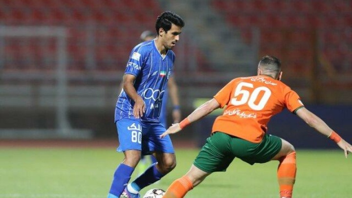 استقلال - فجر سپاسی بدون حضور تماشاگران