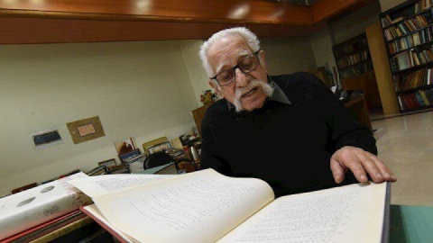 مردی از جنس تاریخ