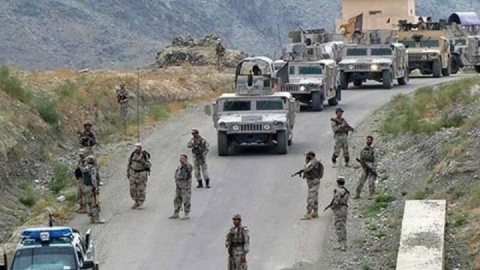 جزئیات حملات شبانه پاکستان به خاک افغانستان/پاکستان: وارد جنگی آشکار با افغانستان شدهایم