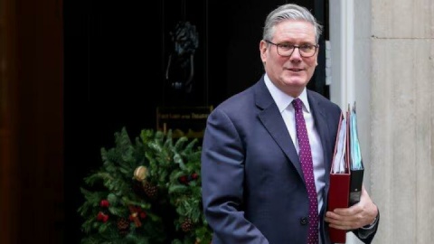 نخست وزیر انگلیس: تسلیم فشارها برای ورود به جنگ علیه ایران نخواهم شد