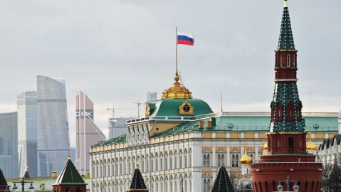 کرملین، ادعای حمله پهپاد روسیه به ناو فرانسوی را رد کرد