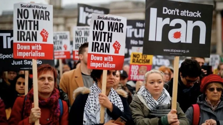 نهادهای ضد جنگ انگلیس، تجاوز اسرائیل و آمریکا به ایران را محکوم کردند