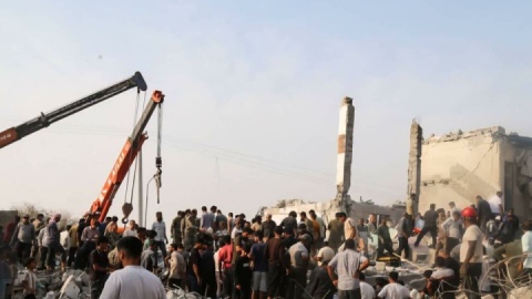 حمله تروریستی دشمن به سه مدرسه/ شهادت ۸۶ دانش‌آموز بیگناه