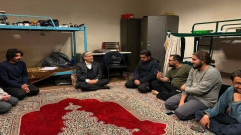 وزیر علوم نقدها و حرف‌های صریح دانشجویان خوابگاهی دانشگاه تهران را شنید