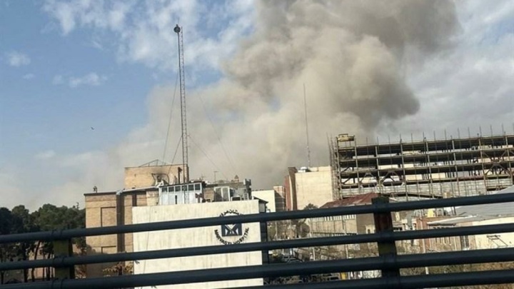 حمله موشکی اسرائیل به دبستان دخترانه ‌میناب/‌ شهادت 24 دانش‌آموز دختر!