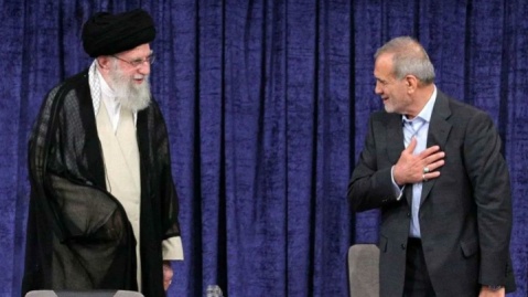 ایستادگی در برابر ظلم از شهید امام خامنه ای نامی جاودان برجا گذاشت