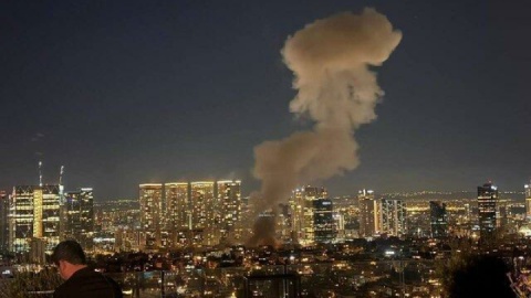 ادامه حملات موشکی ایران؛ انفجارهای پیاپی تل‌آویو و هدف قرار گرفتن مقر وزارت جنگ صهیونیستها