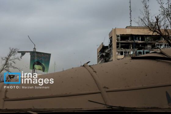 آثار حمله شب گذشته به منطقه ۱۵ خرداد