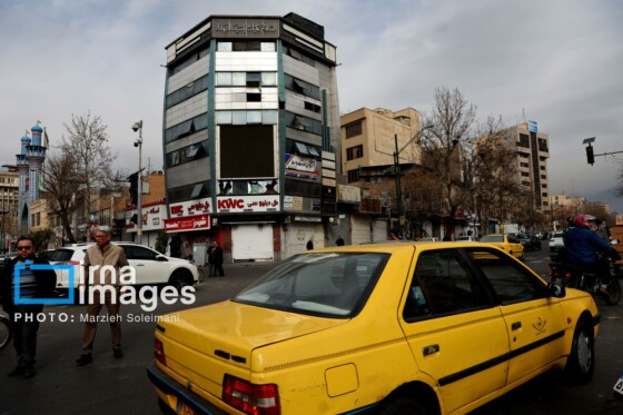 آثار حمله شب گذشته به منطقه ۱۵ خرداد