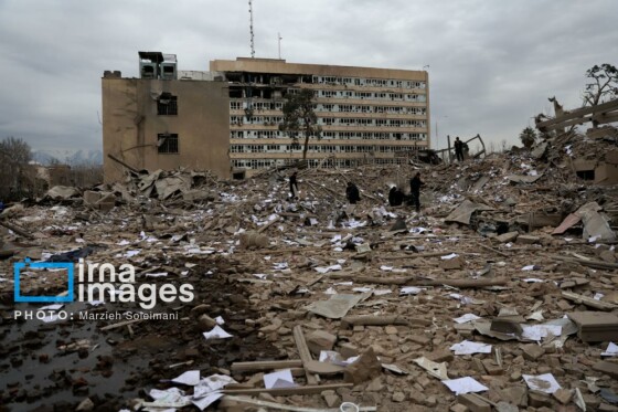 آثار حمله شب گذشته به منطقه ۱۵ خرداد