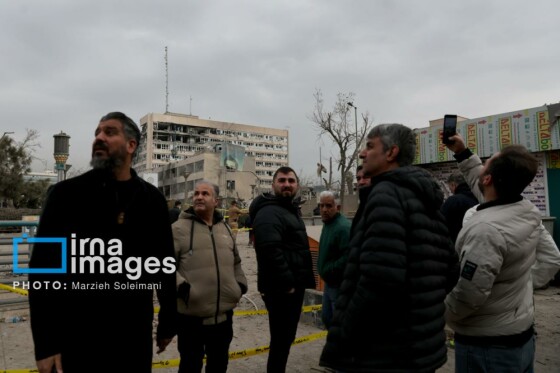 آثار حمله شب گذشته به منطقه ۱۵ خرداد