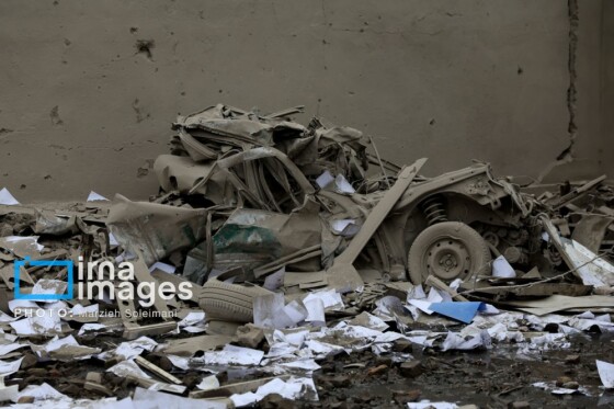 آثار حمله شب گذشته به منطقه ۱۵ خرداد