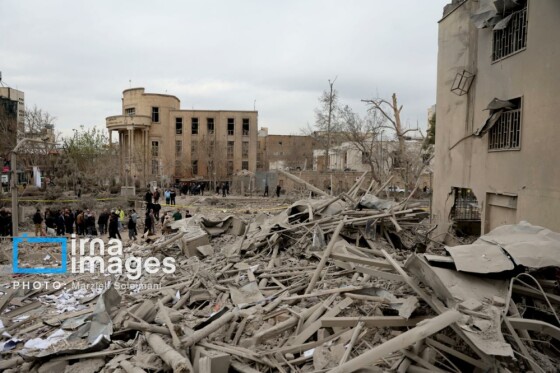 آثار حمله شب گذشته به منطقه ۱۵ خرداد