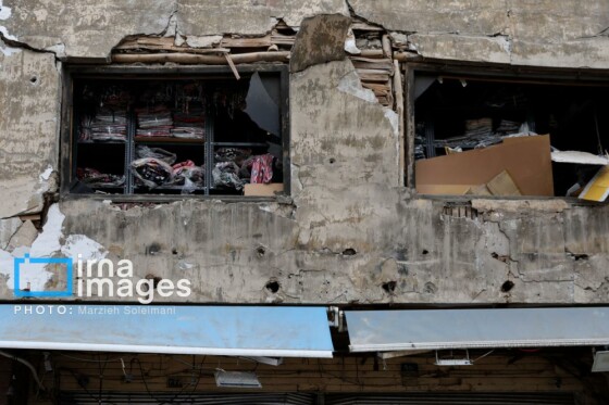 آثار حمله شب گذشته به منطقه ۱۵ خرداد