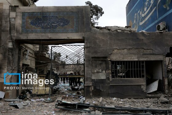 آثار حمله شب گذشته به منطقه ۱۵ خرداد