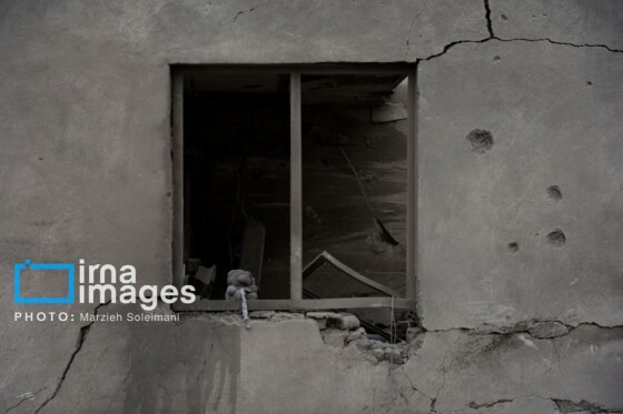 آثار حمله شب گذشته به منطقه ۱۵ خرداد