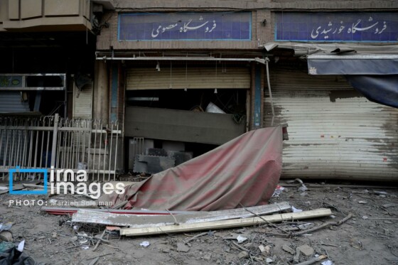 آثار حمله شب گذشته به منطقه ۱۵ خرداد