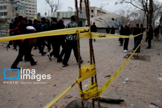 آثار حمله شب گذشته به منطقه ۱۵ خرداد