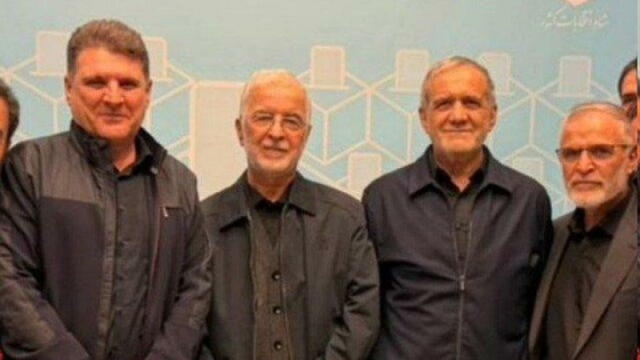 حضور پزشکیان در ستاد انتخابات کشور