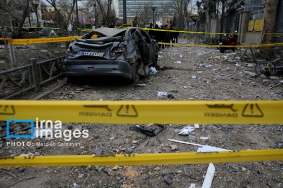 آثار حمله شب گذشته به منطقه ۱۵ خرداد