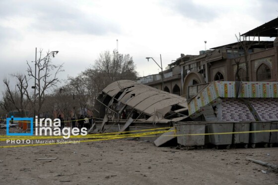آثار حمله شب گذشته به منطقه ۱۵ خرداد