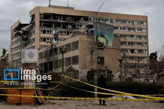 آثار حمله شب گذشته به منطقه ۱۵ خرداد