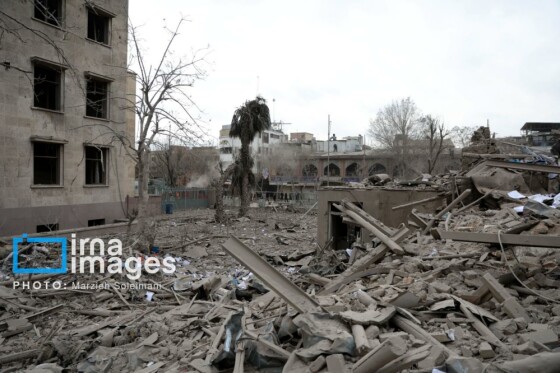 آثار حمله شب گذشته به منطقه ۱۵ خرداد