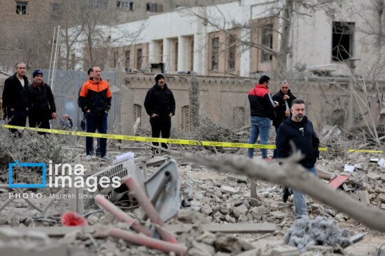 آثار حمله شب گذشته به منطقه ۱۵ خرداد