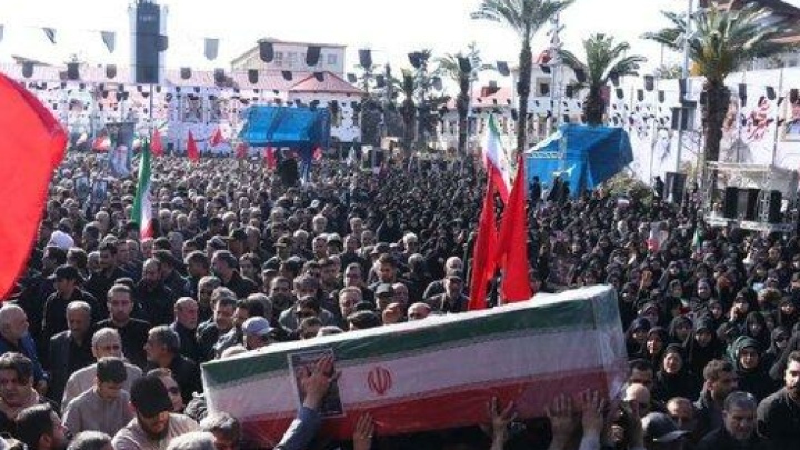 تشییع پیکر فرماندهان شهید؛ امروز از میدان انقلاب تا معراج شهدا