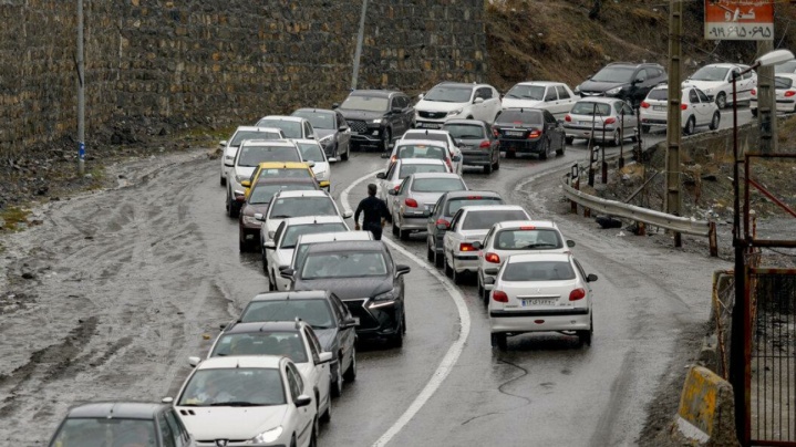 جاده چالوس دو طرفه شد/ تخلیه بار ترافیکی جاده‌های شمال