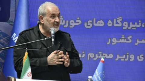 خدمت‌رسانی بی‌وقفه در صنعت آب و برق ادامه دارد